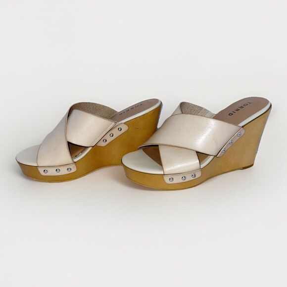 Torrid Platform Wedge Sandal Studded Faux Wood Crisscross Bone Beige Boho 8 WW - Picture 1 of 14